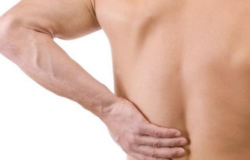 揭秘引起老年人腰痛的常見原因