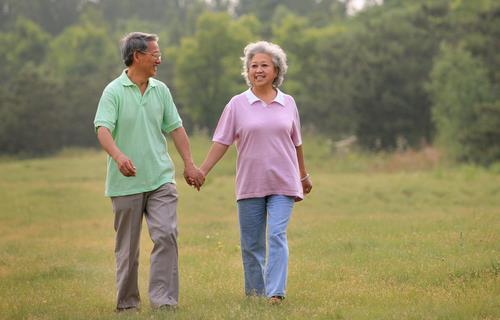 老人要長壽 防病養(yǎng)生很重要