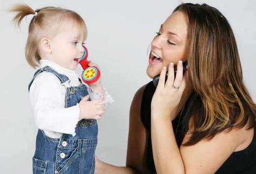 寶寶學(xué)說(shuō)話訓(xùn)練 及時(shí)矯正發(fā)音不清