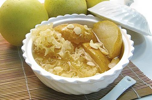 干咳嗽吃什么好？治療干咳的食療與偏方