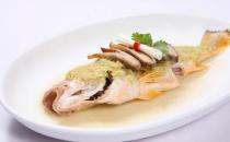 吃魚營養豐富功效多 但4類人不宜吃魚