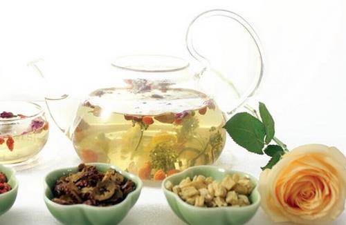 辦公一族養(yǎng)生應(yīng)調(diào)氣養(yǎng)血