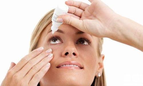 干燥秋季電腦一族當心干眼癥