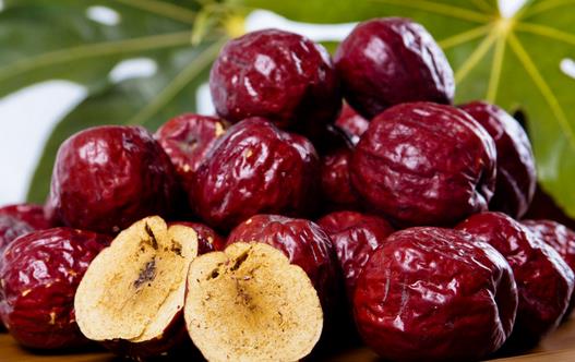 除了補(bǔ)血之外紅棗還有哪些功效?