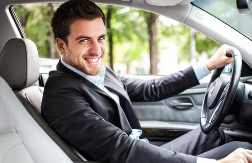 三動作解決開車族肩頸痛