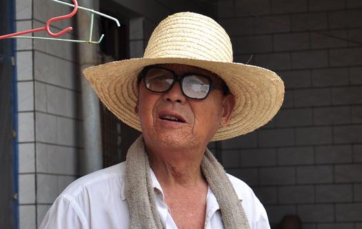 這六招可以保護(hù)老人視力