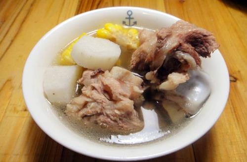 白領(lǐng)缺鈣嚴(yán)重怎么辦 補(bǔ)鈣要當(dāng)心別犯錯(cuò)