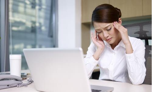 久坐胸痛可能是肺栓塞 千萬不能忽視！