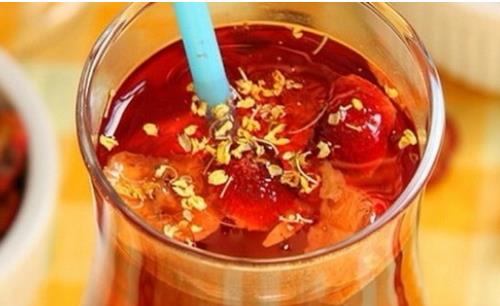 白領多喝酸梅湯清腸胃 上班族必備“三件寶”