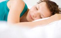 白領睡姿不對易喪命 揭趴桌子睡的12大危害