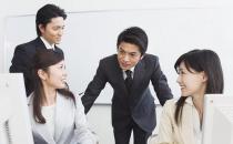 九成白領大呼職場缺氧