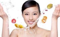 濃妝過后卸妝馬虎 小心痘痘色斑齊爆發