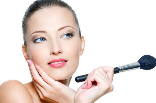 美眉怎么以最快的速度畫出美妝