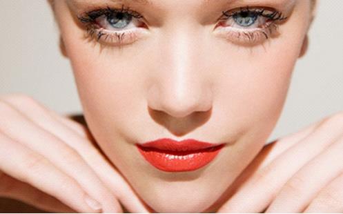 唇部不夠性感?簡單三步打造豐唇
