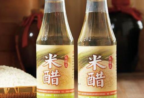 早晨洗臉?biāo)屑狱c(diǎn)“料” 六十歲不長(zhǎng)斑!