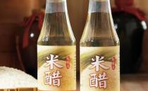 早晨洗臉水中加點“料” 六十歲不長斑！