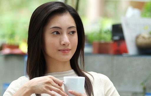 上班的美眉應該如何來護膚美容