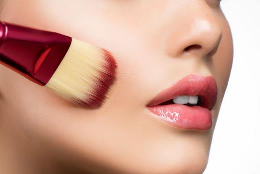 妙用腮紅技巧 化出專屬美妝