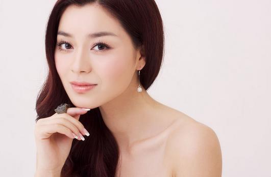 哪些人不適合做自體毛發(fā)移植呢?