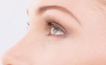 季節是否影響割雙眼皮