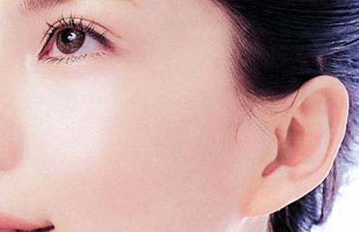 副耳切除的手術方法及護理