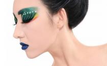 過度化妝 讓您的更年期提前五年！