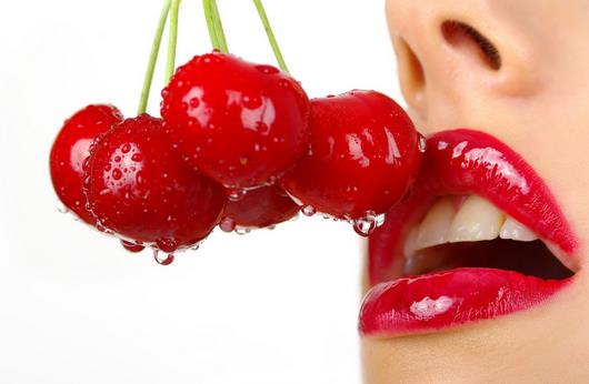 四大技巧 讓雙唇在冬季更加水潤性感