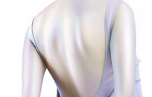 反握絲襪:最簡單最便宜美背法