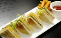 早餐最好吃金槍魚三明治