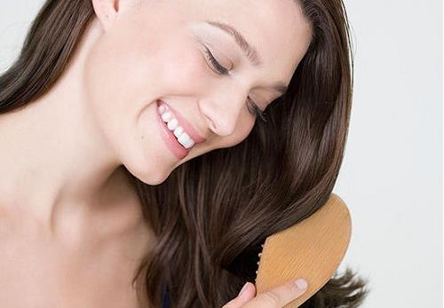 奇葩洗頭方式去除頭皮屑