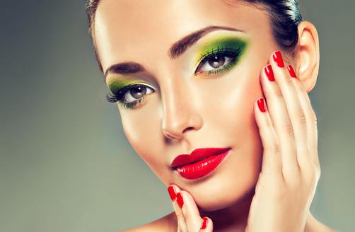 青春痘與成人痘要區(qū)別 拒絕一視同仁