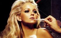 經常化妝的女孩要仔細看