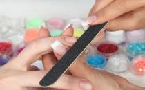 指甲油涂抹的8個小技巧 讓美甲更持久