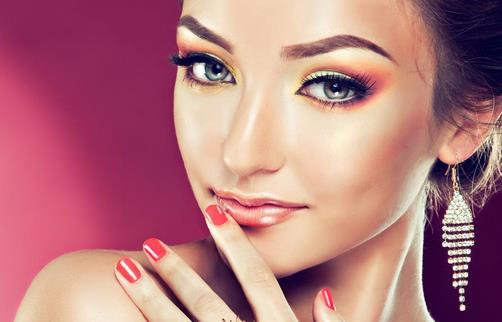 潤(rùn)唇膏也能卸妝 5個(gè)你不知道的卸妝妙招