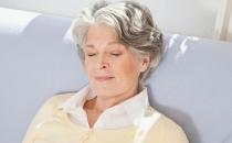 老人如何擁有好質量睡眠