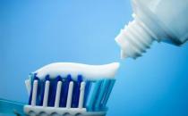 牙膏可以洗臉嗎 牙膏應該怎么洗臉