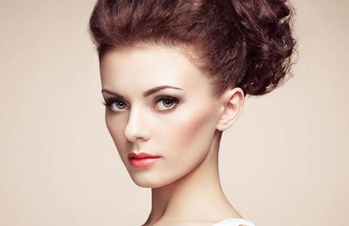 底妝重生 春夏必學的補妝法