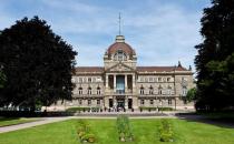 島斯特拉斯堡去體驗歡樂圣誕節