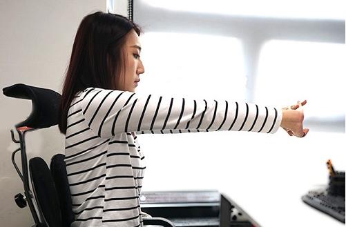 白領(lǐng)擺脫職業(yè)病必做3個(gè)小動(dòng)作