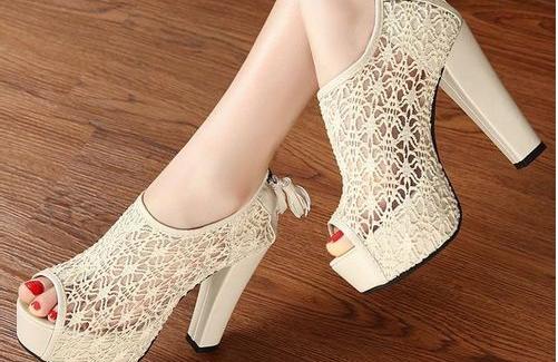 高跟鞋這樣穿 氣質舒適兩不誤