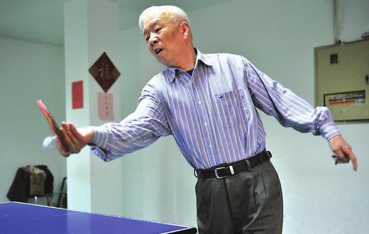 老人做哪些運動鍛煉平衡感