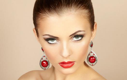 卸妝油非人人適用 選潔面品肌膚說(shuō)了算