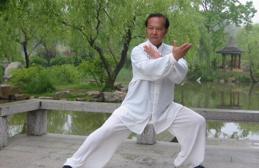 男士運動養(yǎng)生 健身三步曲