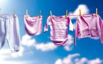 梅雨季節防潮竅門：熱水拖地效果好