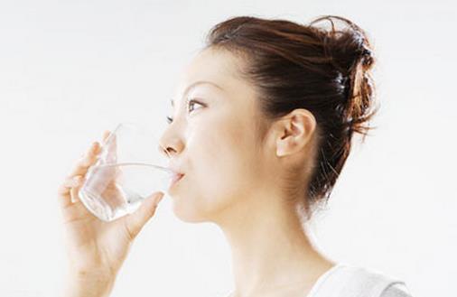 喝熱水有10大好處 怎樣燒開水最健康?