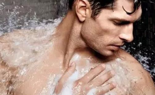 男人經(jīng)常熱浴生理功能易遭殃