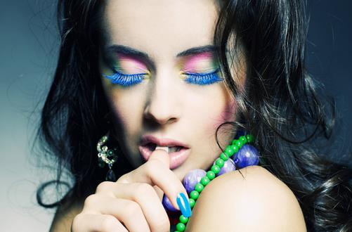 攻克5大妝容死角 讓美顏獨具光彩