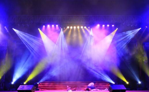 怎樣選購合適的燈光音響?