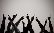 做事有自信 做人適當自卑