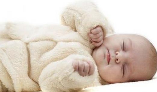 怎樣區(qū)分孩子正常的體溫升高和發(fā)燒?